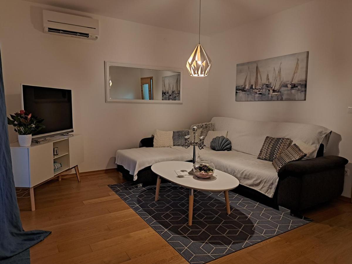 Apartman Blue Цриквеница Экстерьер фото