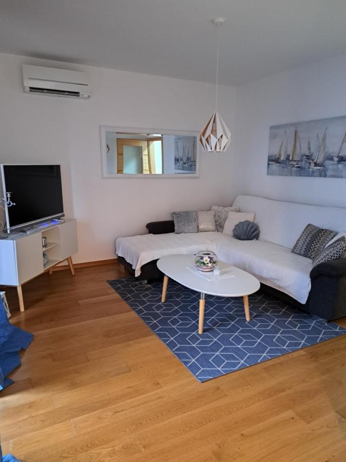 Apartman Blue Цриквеница Экстерьер фото